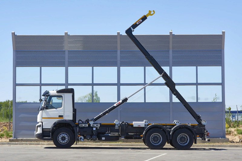 система управления мультилифта с крюковым захватом